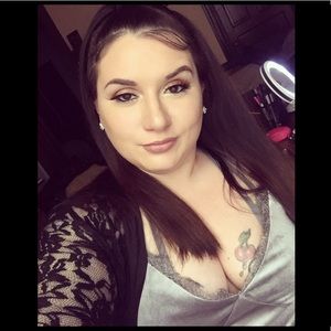 Meet your Posher, Mandy aka mama N baby X